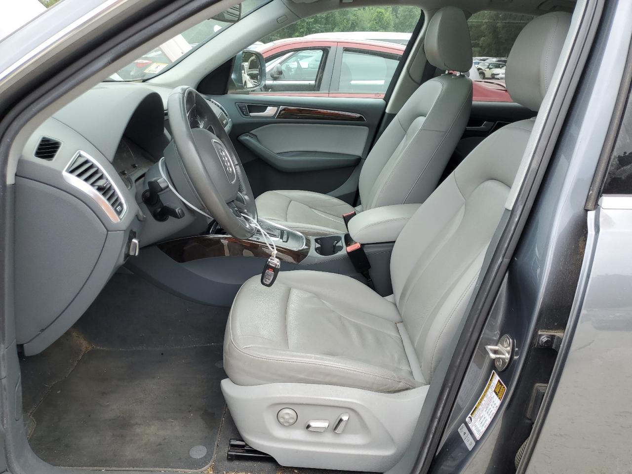 WA1CFAFP0EA006298 2014 Audi Q5 Premium