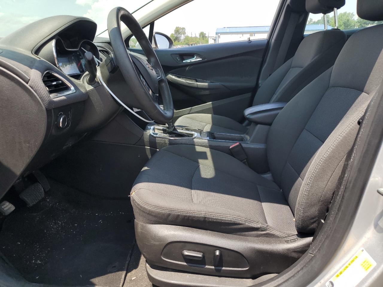1G1BE5SM5J7175708 CHEVROLET CRUZE 2018
