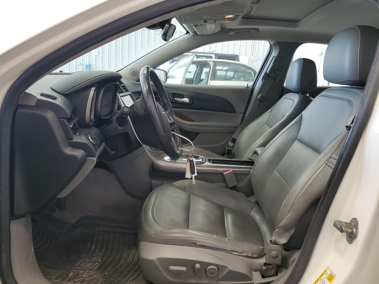 1G11E5SA2DF219806 2013 Chevrolet Malibu 2Lt