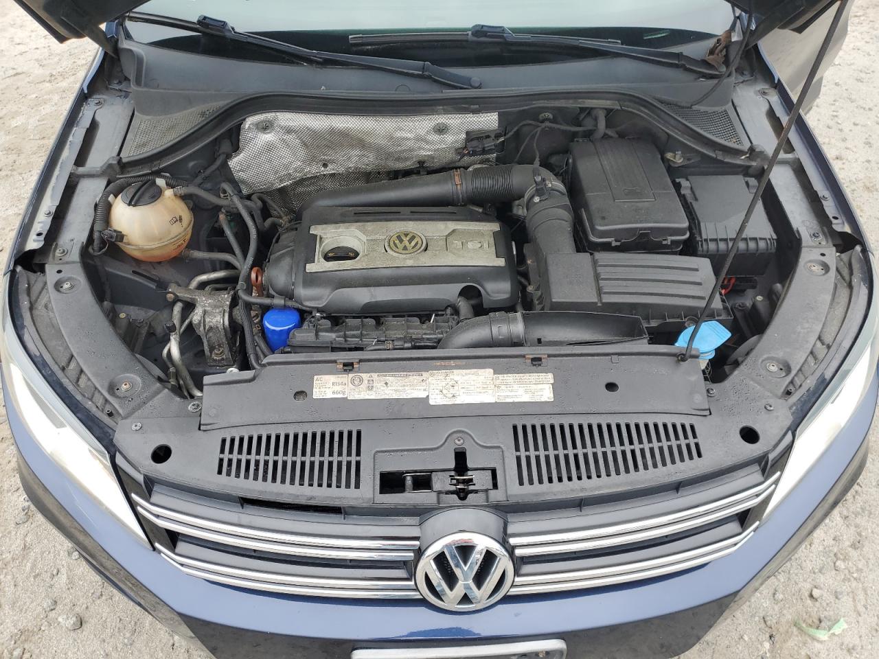 WVGBV7AX4CW564083 2012 Volkswagen Tiguan S