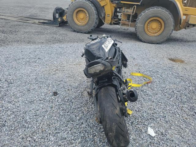 2011 KAWASAKI ZX600 R - JKAZX4R1XBA026585