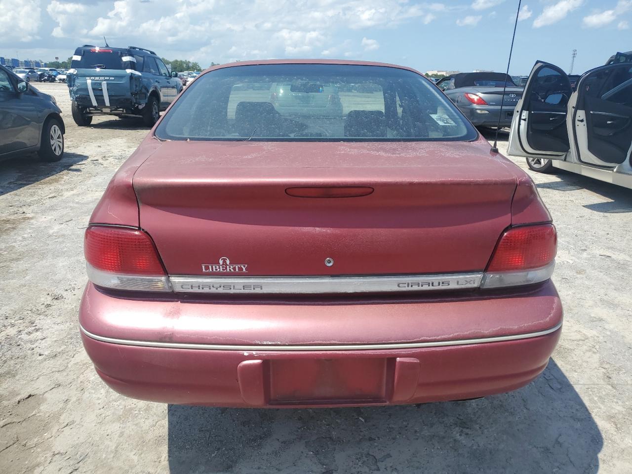 1C3EJ56H4WN312657 1998 Chrysler Cirrus Lxi