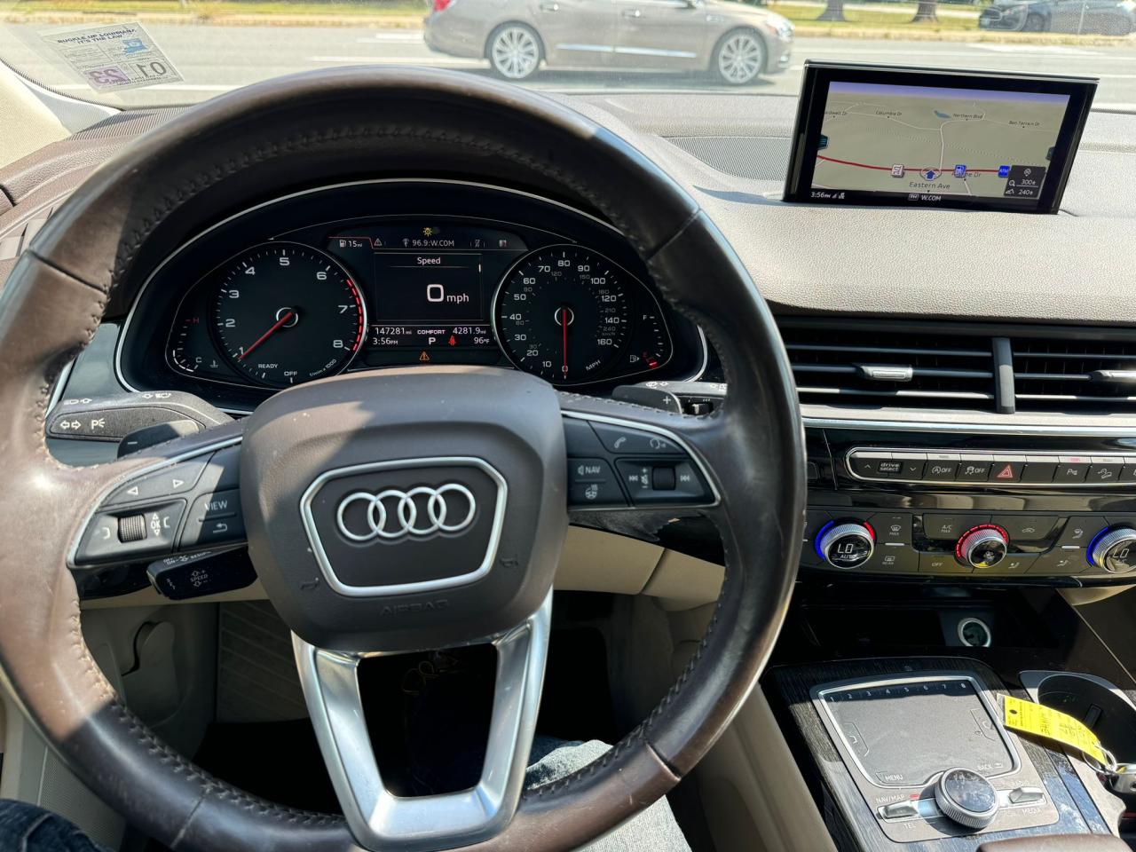 WA1AAAF70KD007838 2019 Audi Q7 Premium