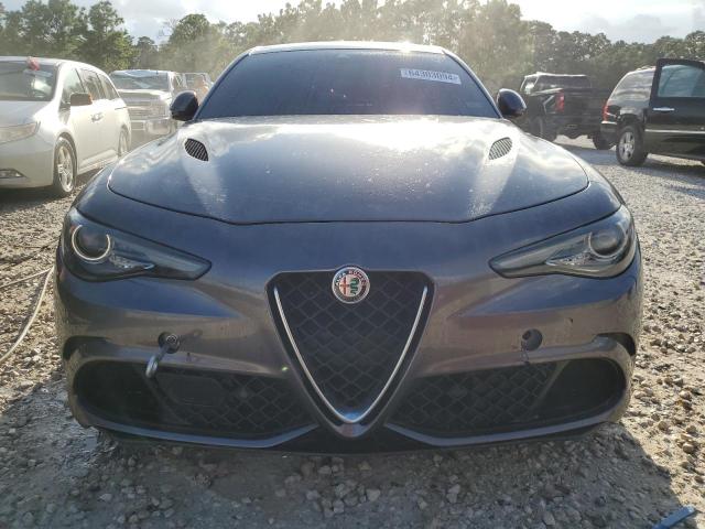 VIN ZARFAEAV2H7542241 2017 Alfa Romeo Giulia, Quadr... no.5