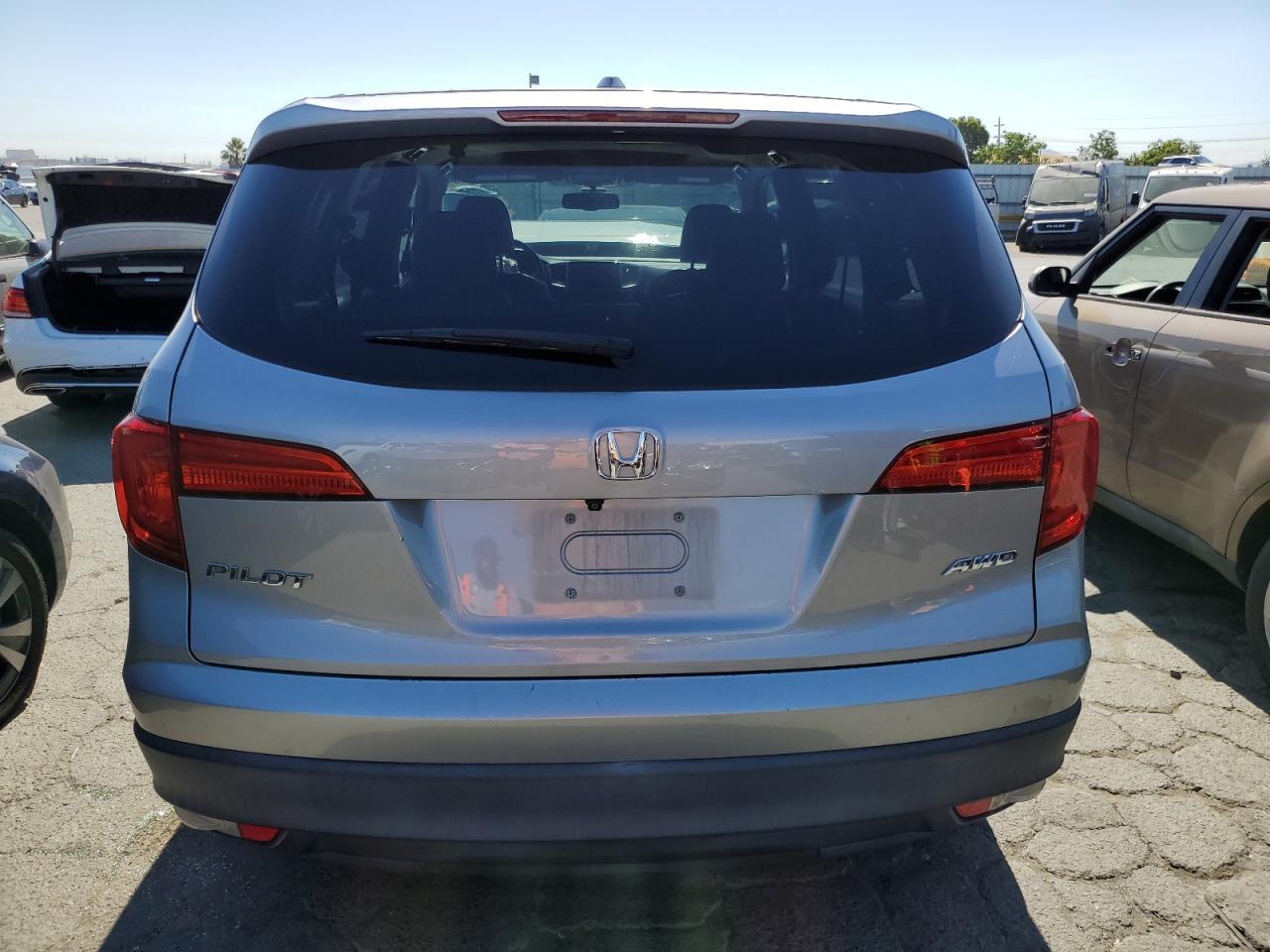 5FNYF6H50JB050985 2018 Honda Pilot Exl