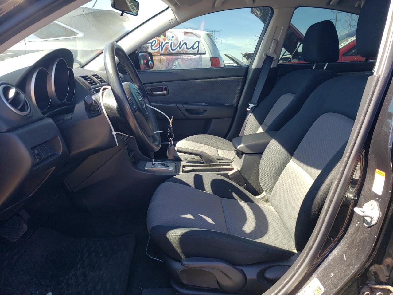 JM1BK32F561413055 2006 Mazda 3 I