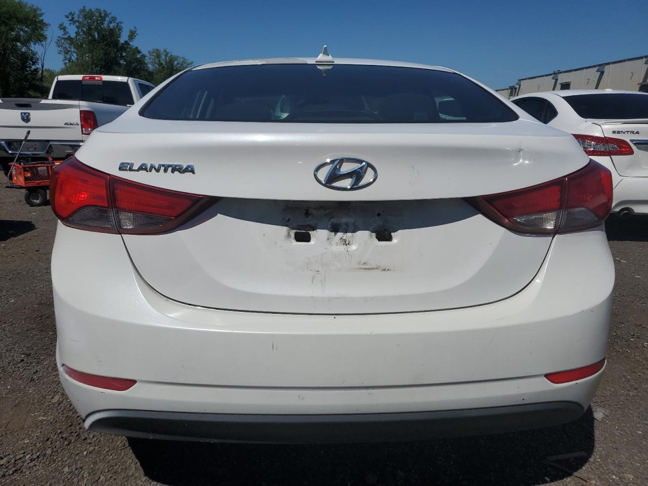 2016 Hyundai Elantra Se vin: 5NPDH4AE7GH669214