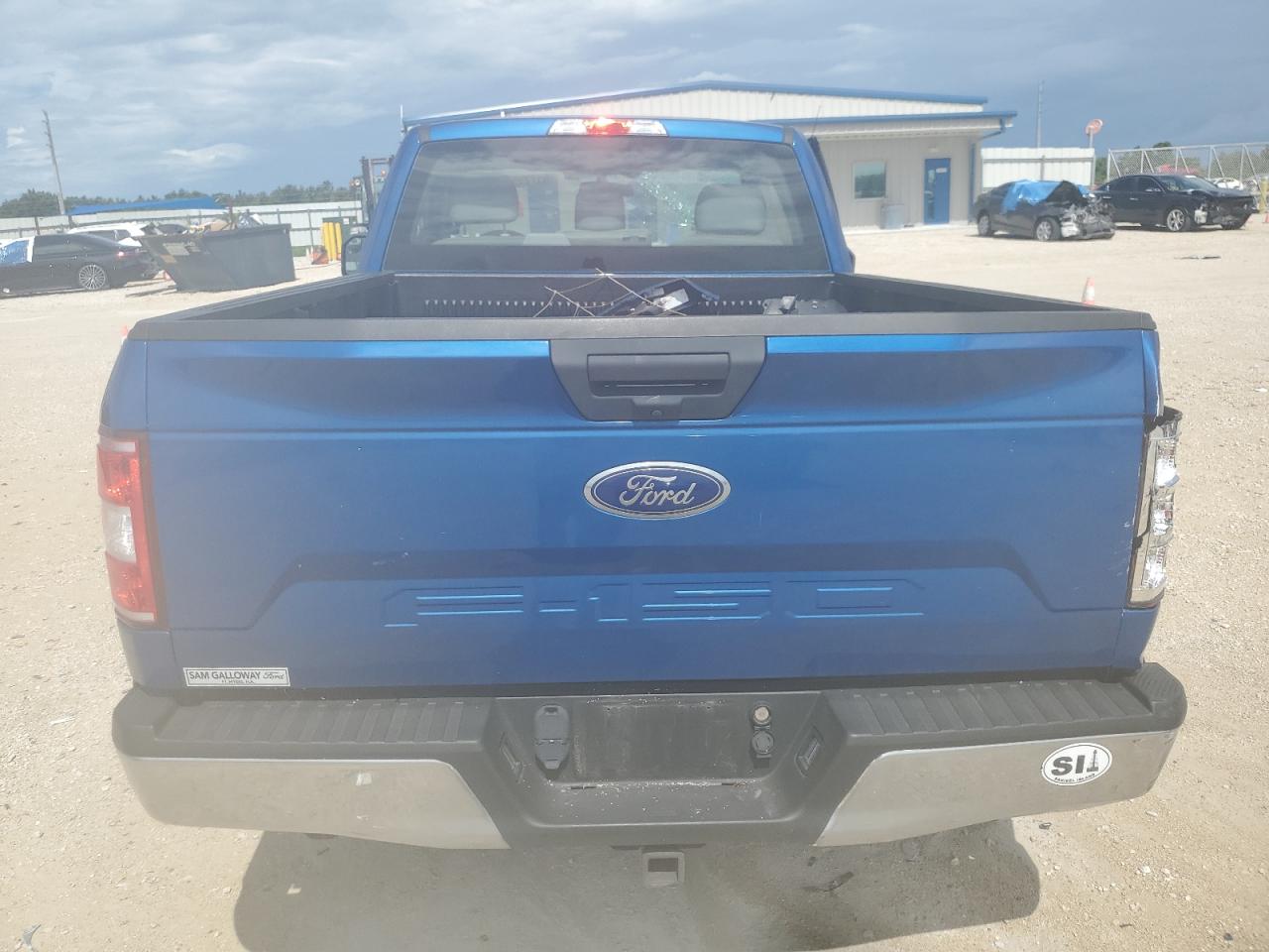 1FTMF1CB1JKE55982 2018 Ford F150