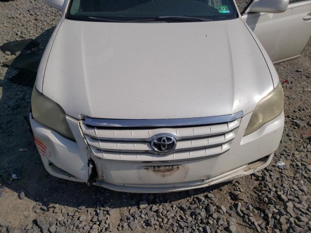 2005 Toyota Avalon Xl VIN: 4T1BK36B55U005798 Lot: 61945704