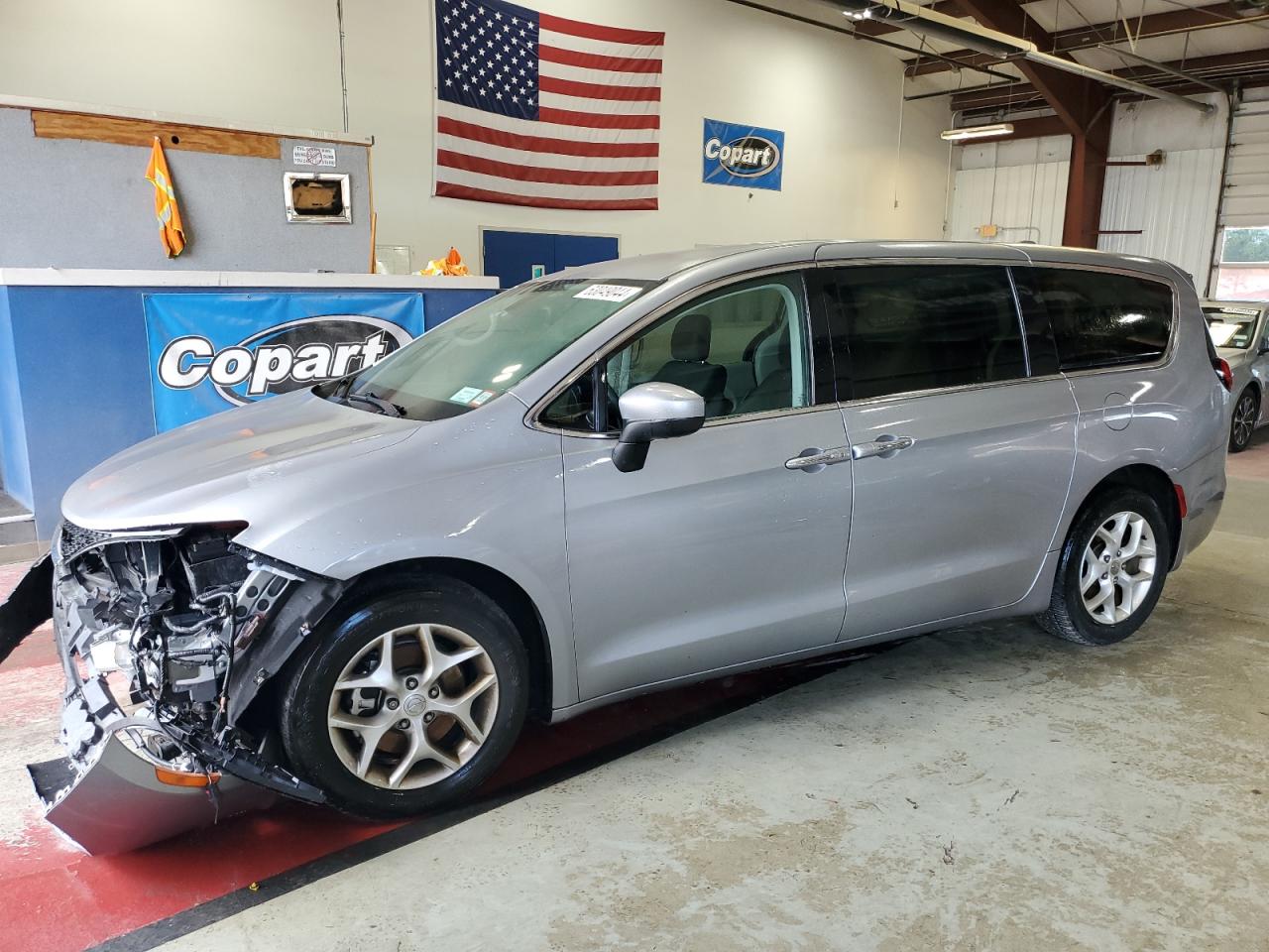 2C4RC1BG5HR782070 2017 Chrysler Pacifica Touring L