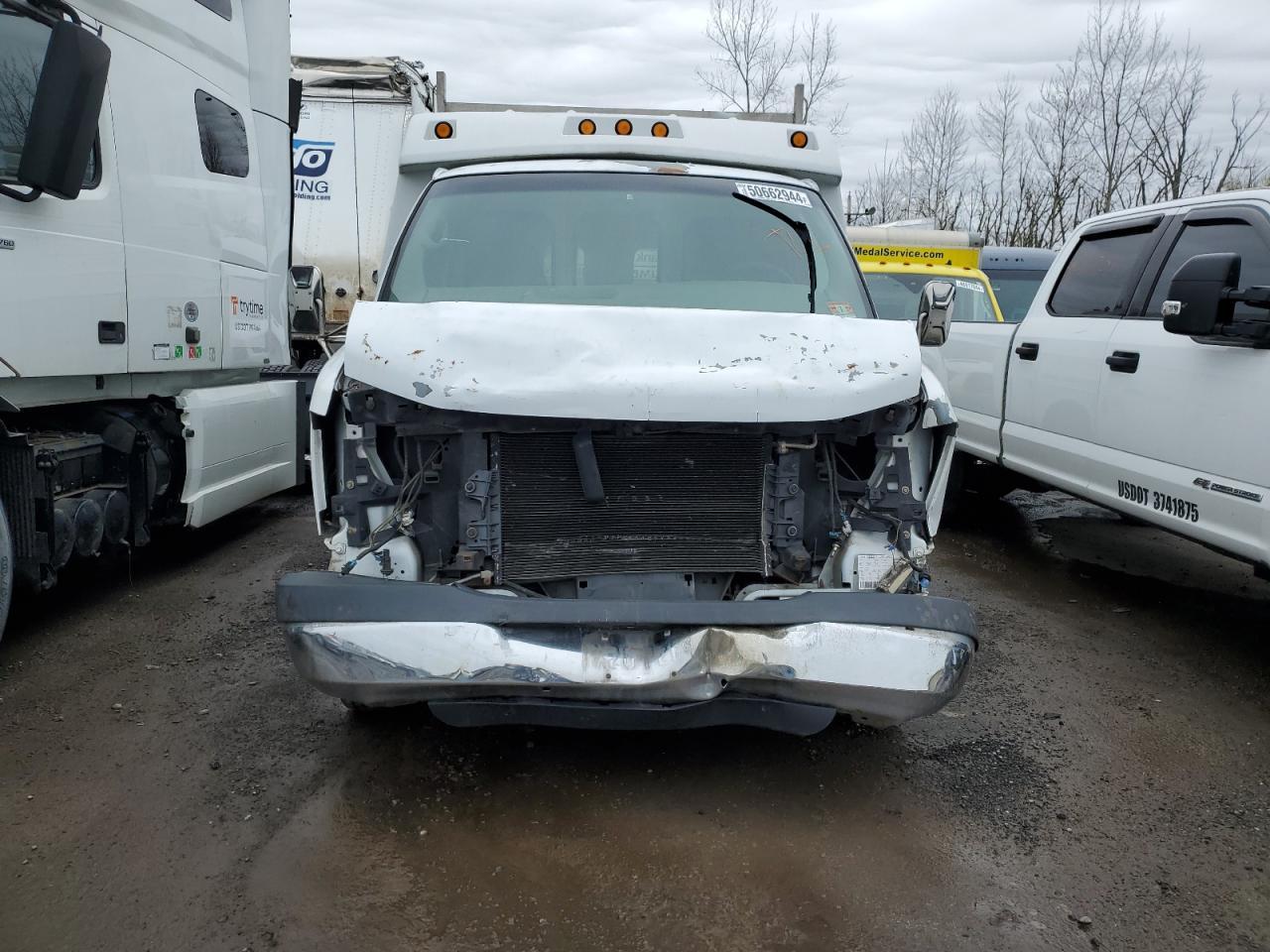 1GBJG31U541168241 2004 Chevrolet Express G3500