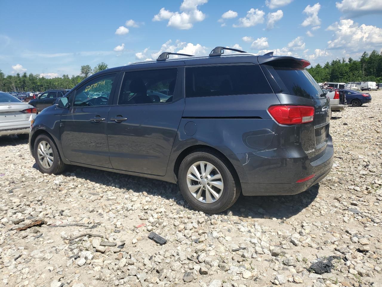 KNDMB5C11H6281179 2017 Kia Sedona Lx