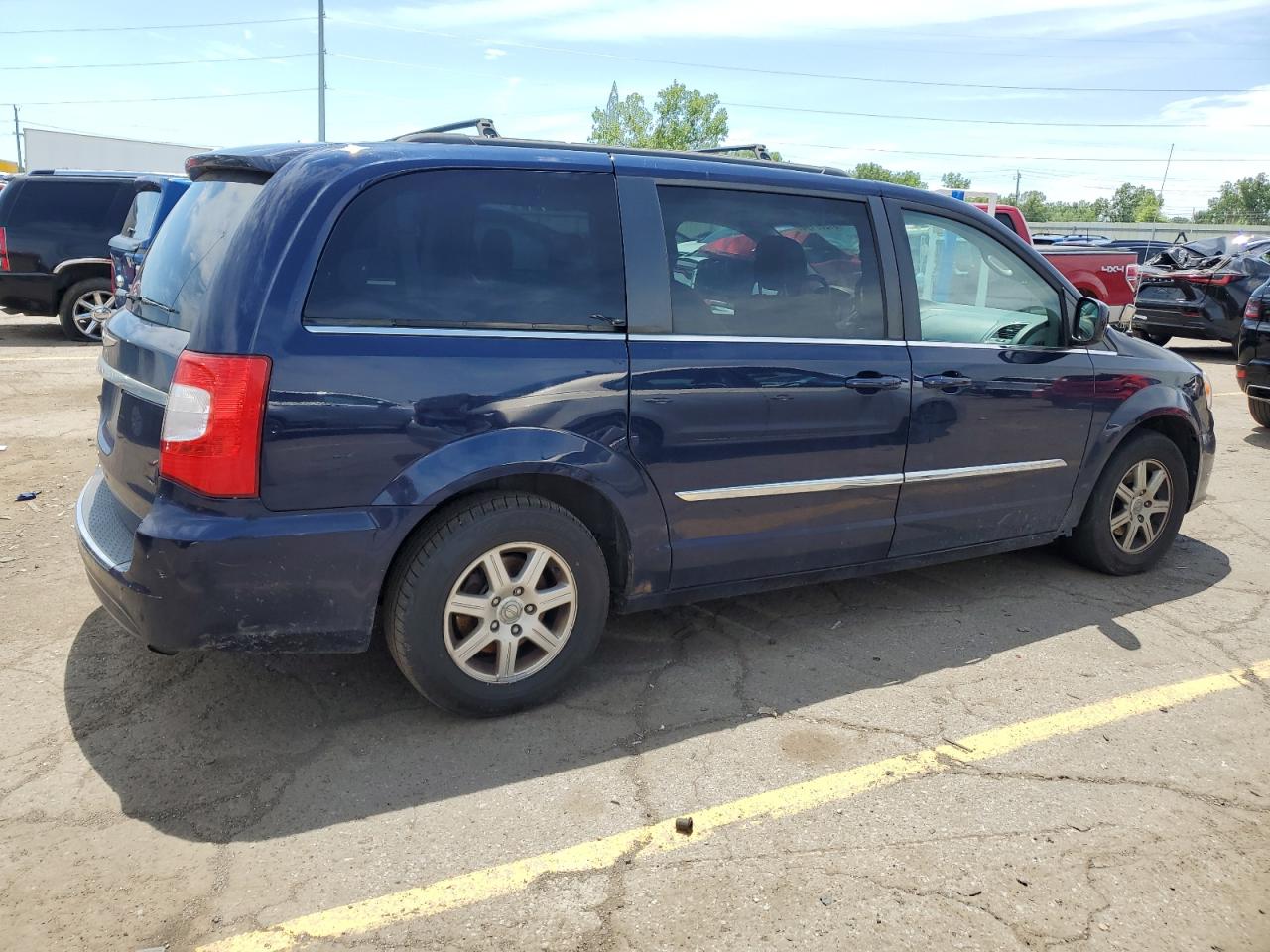 2013 Chrysler Town & Country Touring vin: 2C4RC1BG4DR525816