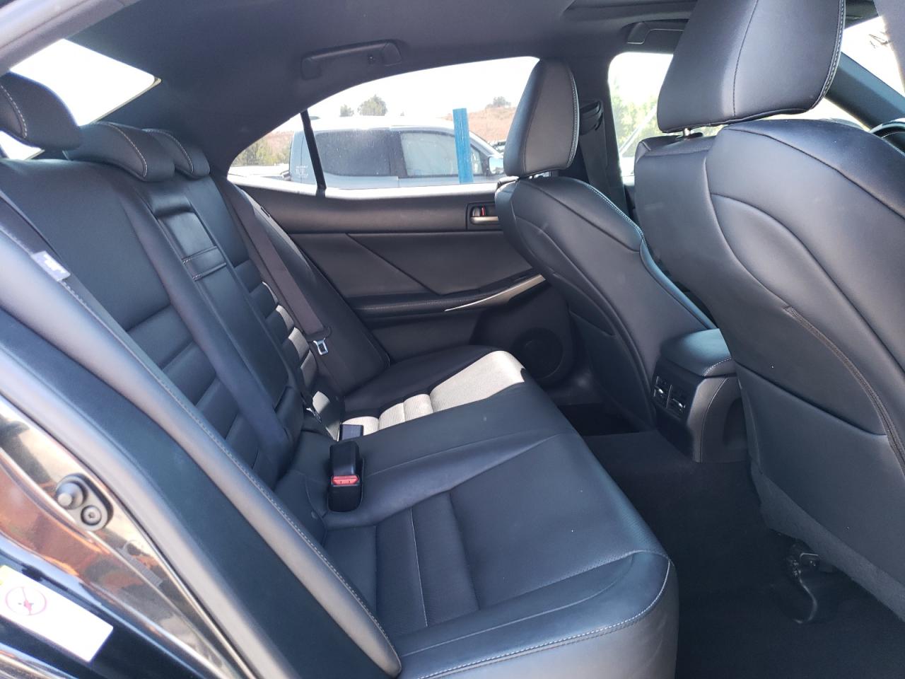 JTHCM1D25H5020292 2017 Lexus Is 300