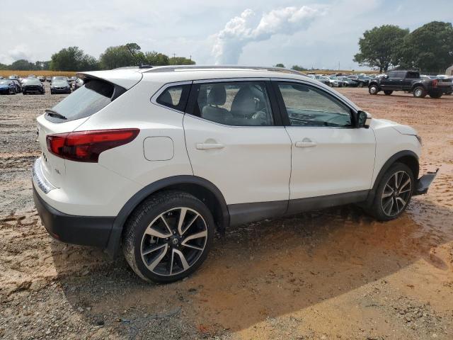 2017 NISSAN ROGUE SPOR - JN1BJ1CP7HW002103