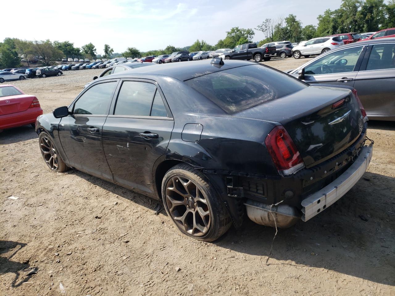 2018 Chrysler 300 Touring vin: 2C3CCAAG0JH201596