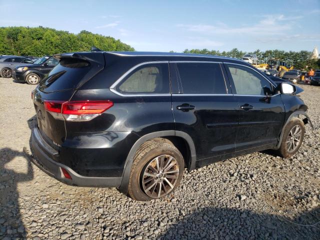 VIN 5TDJZRFH1JS841500 2018 Toyota Highlander, SE no.3