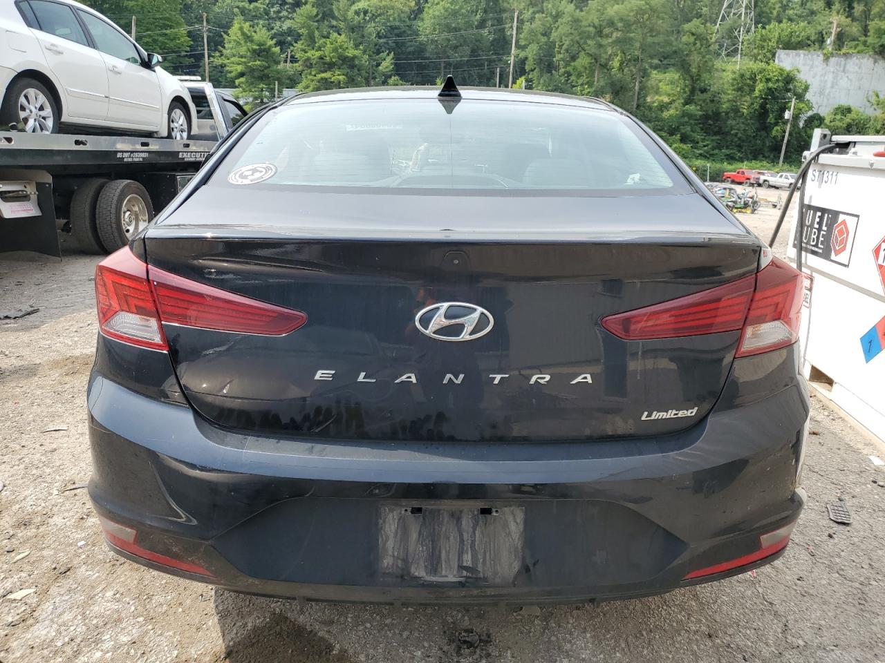 KMHD84LF7KU805924 2019 Hyundai Elantra Sel