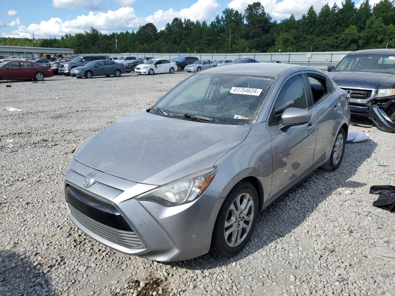 3MYDLBZV5GY111406 2016 Toyota Scion Ia