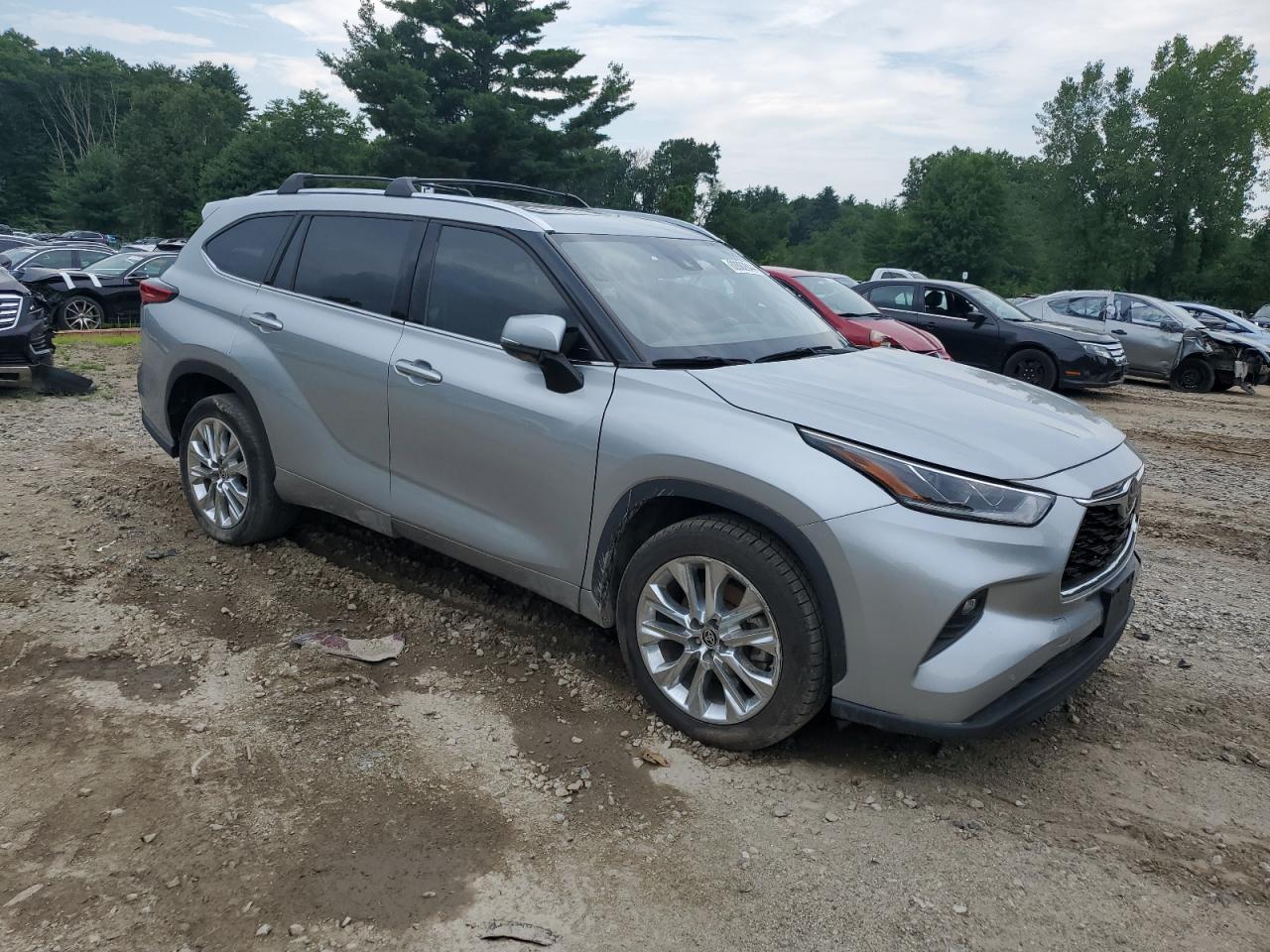 2021 Toyota Highlander Limited vin: 5TDYZRAH4MS521582