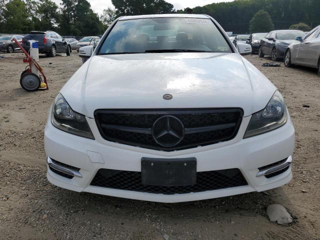 VIN WDDGF8AB5DR257013 2013 Mercedes-Benz C-Class, 3... no.5