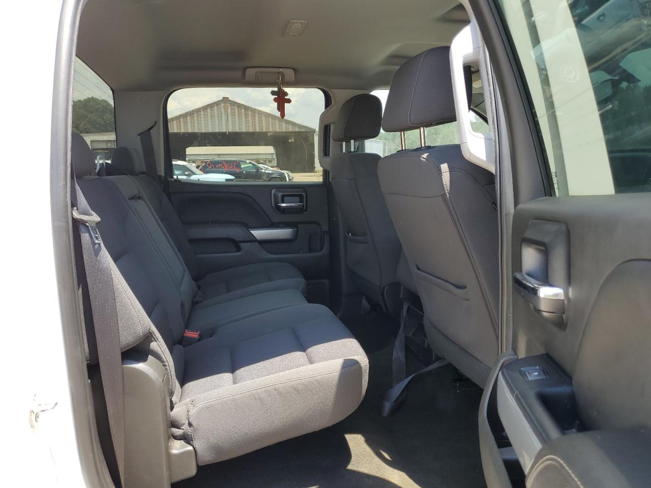 3GCUKRECXJG146518 2018 Chevrolet Silverado K1500 Lt