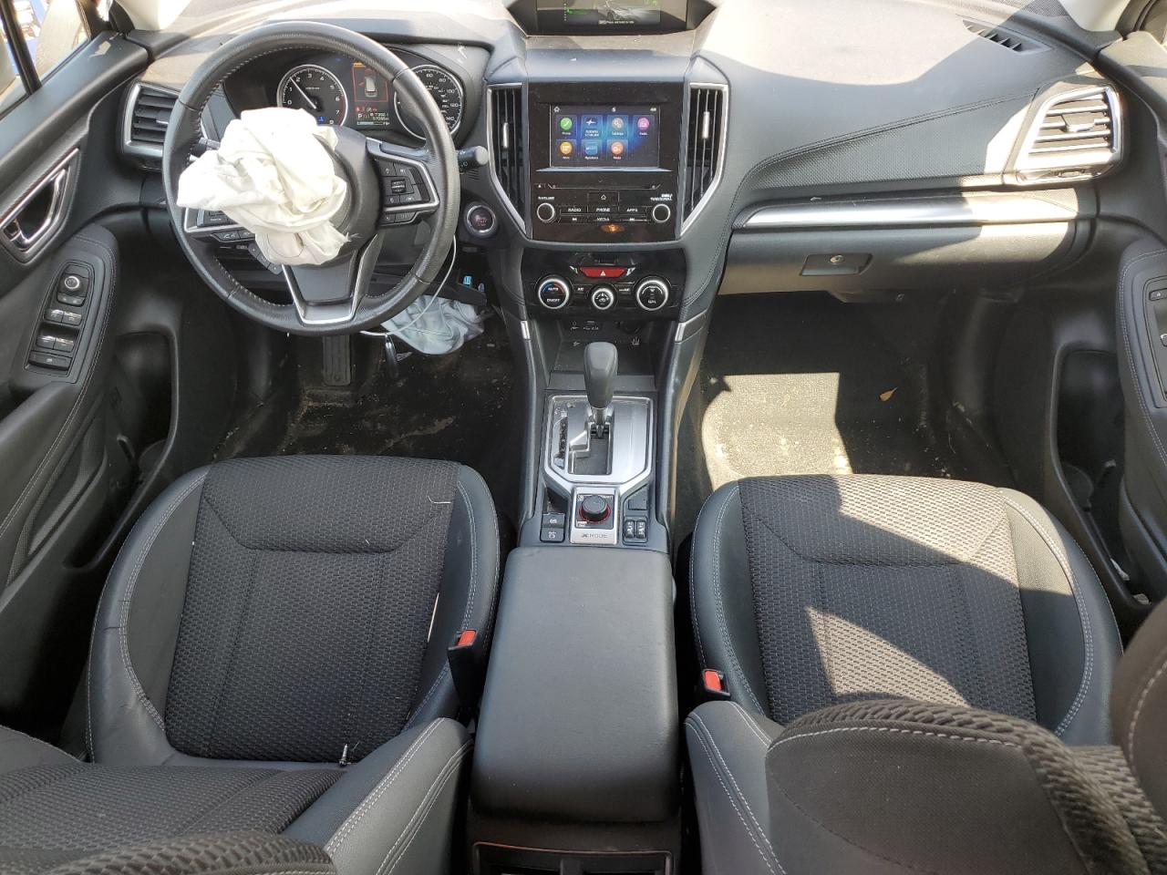 JF2SKAGC2KH400205 2019 Subaru Forester Premium