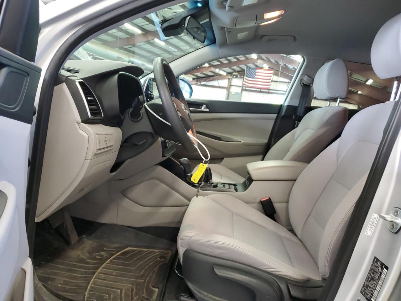 KM8J2CA47KU853102 2019 Hyundai Tucson Se