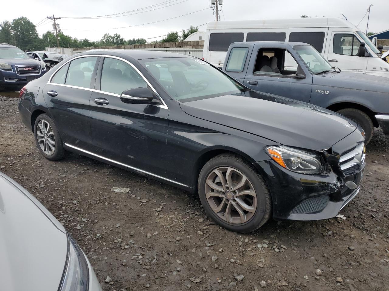 2015 Mercedes-Benz C 300 4Matic vin: 55SWF4KB7FU003064