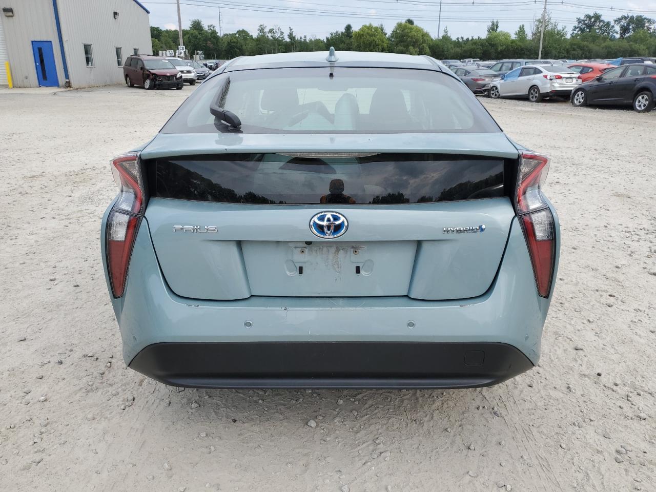 2018 Toyota Prius vin: JTDKARFU2J3066666