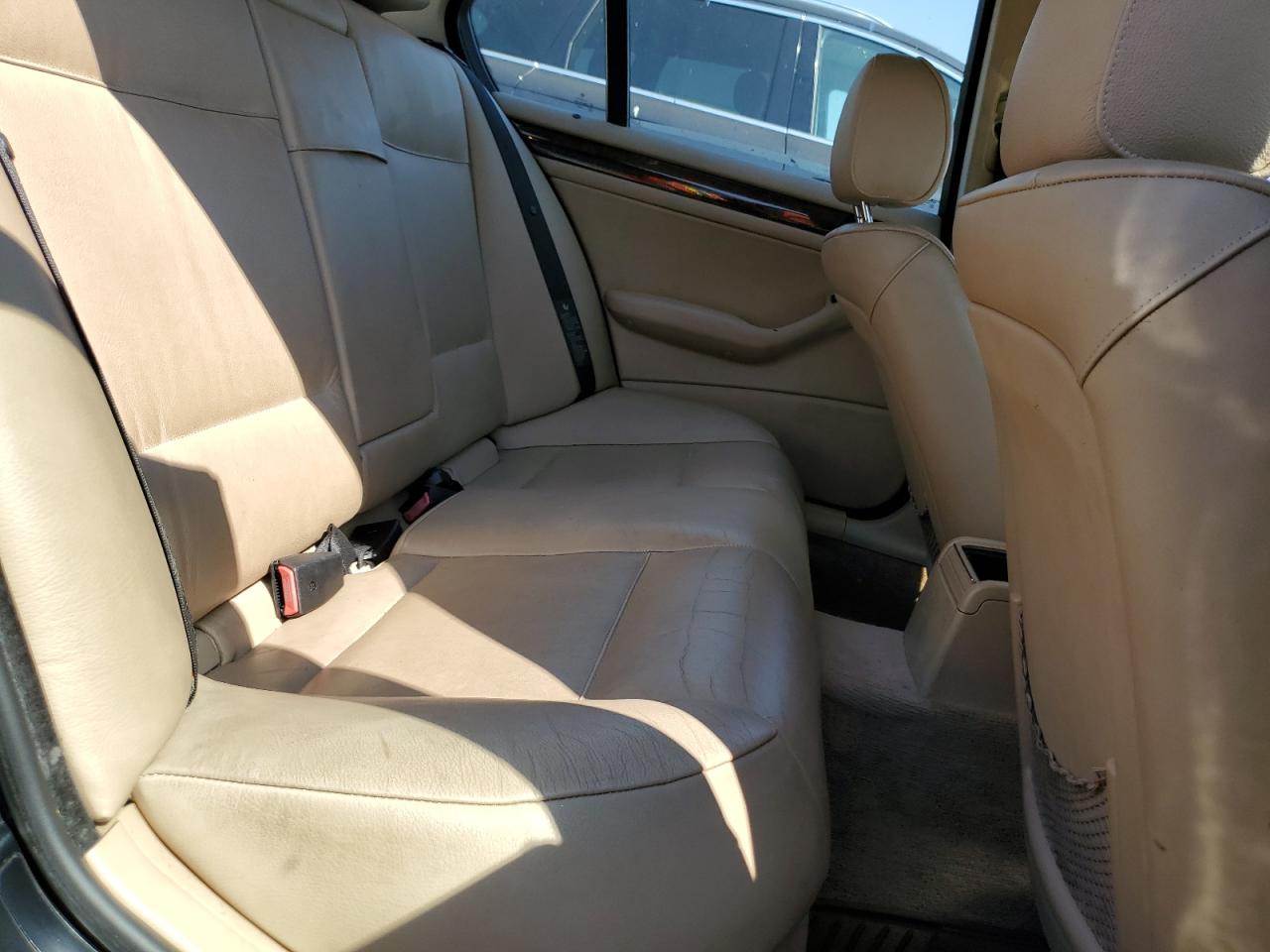 WBAAZ33404KP83970 2004 BMW 325 Is Sulev