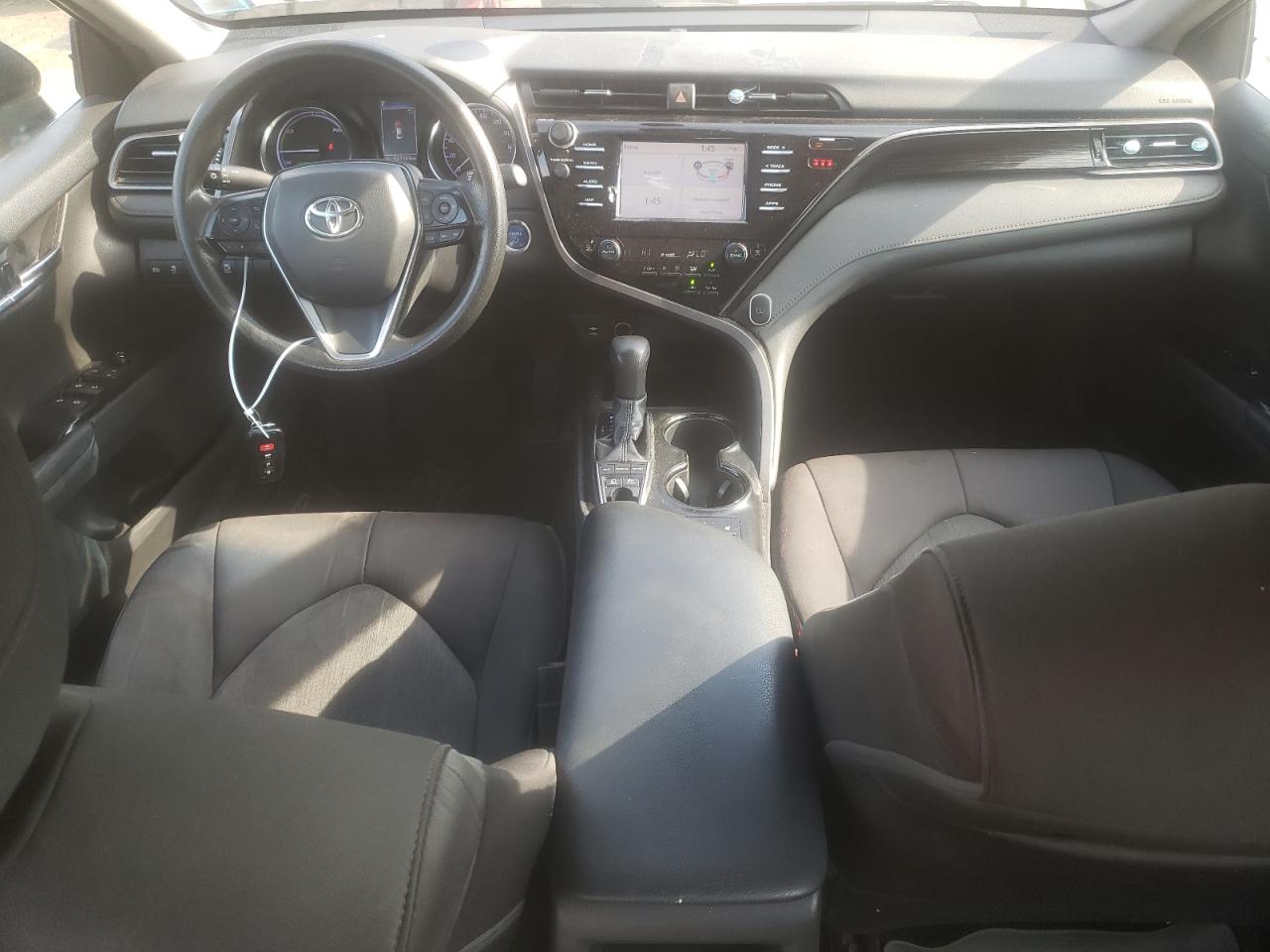 2019 Toyota Camry Le vin: 4T1B31HK4KU006256