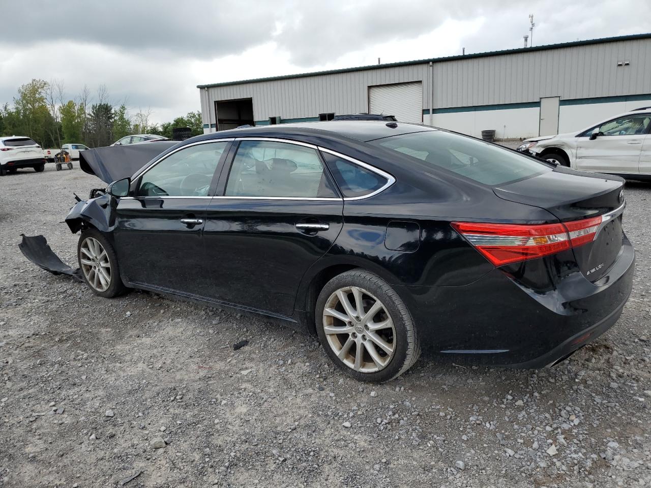 Lot #3028282813 2013 TOYOTA AVALON BAS