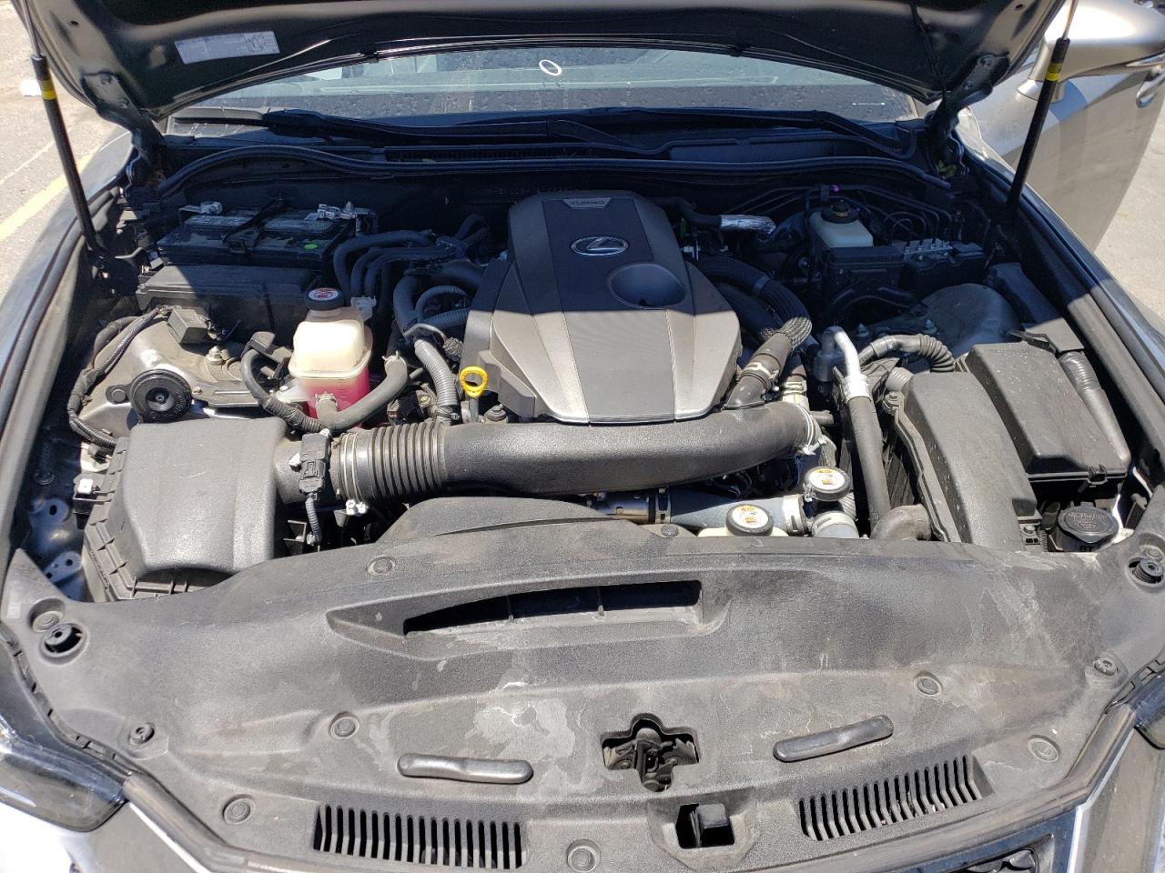 JTHBA1D2XJ5069224 2018 Lexus Is 300