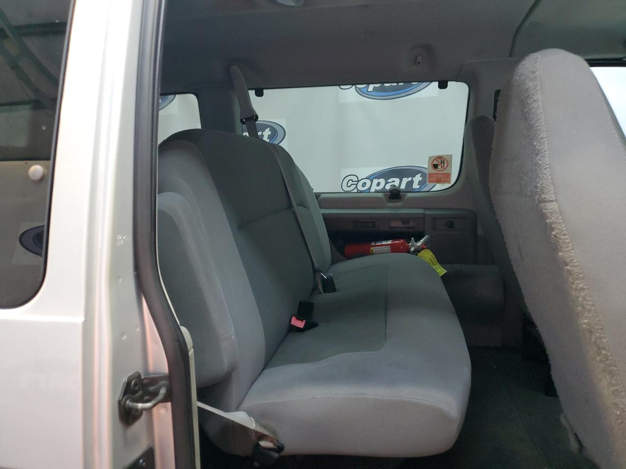 1FBNE31LX8DB50756 2008 Ford Econoline E350 Super Duty Wagon