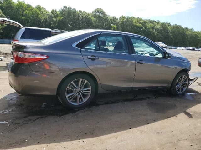 VIN 4T1BF1FK4GU205535 2016 Toyota Camry, LE no.3