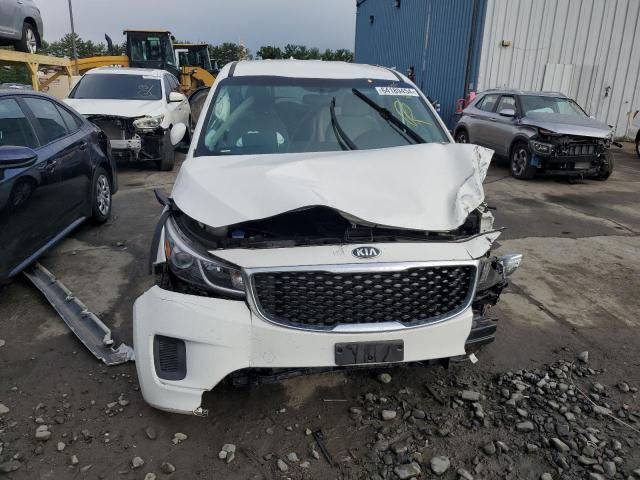 VIN KNDMA5C13H6264807 2017 KIA Sedona, L no.5