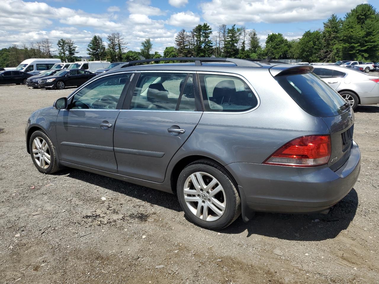 3VWPL7AJ5BM610639 2011 Volkswagen Jetta Tdi