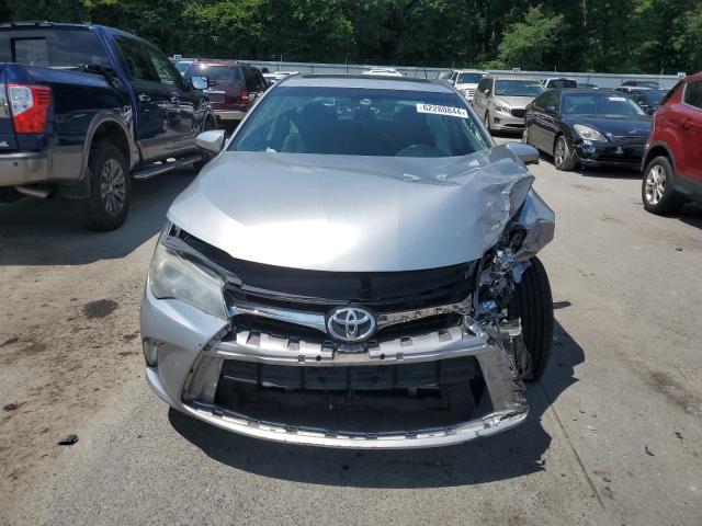 2015 TOYOTA 1 TON - 4T1BF1FK0FU901002
