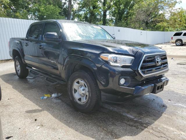 VIN 5TFAX5GN8HX083923 2017 Toyota Tacoma, Double Cab no.4