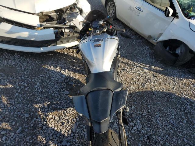 2017 YAMAHA YZFR6 JYARJ28E3HA001886