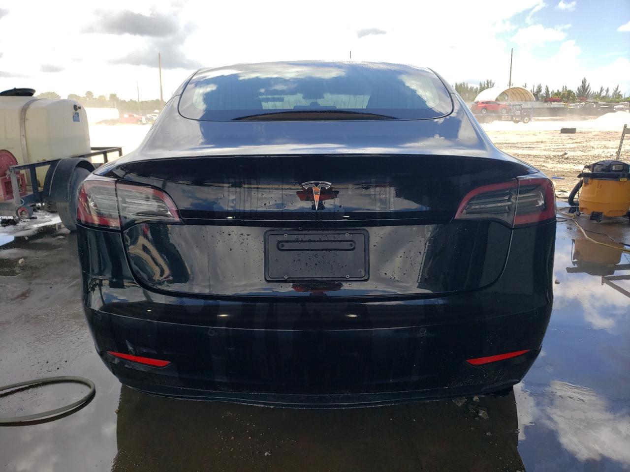 5YJ3E1EAXKF415840 2019 Tesla Model 3