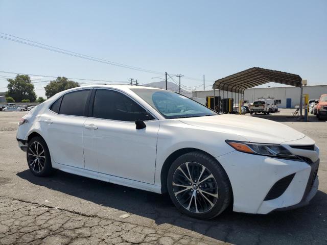 VIN 4T1B11HK5JU143050 2018 Toyota Camry, L no.4