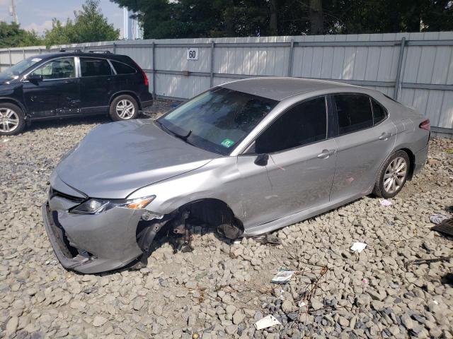 VIN 4T1B11HK0JU118007 2018 Toyota Camry, L no.1