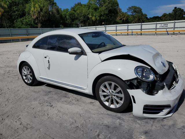 2017 VOLKSWAGEN BEETLE SE 3VWJ17AT0HM625832