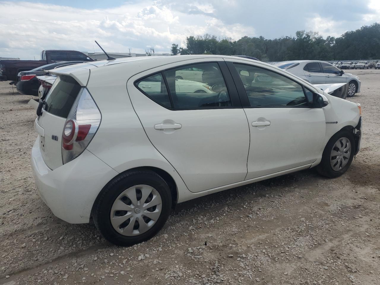 JTDKDTB36E1083960 2014 Toyota Prius C