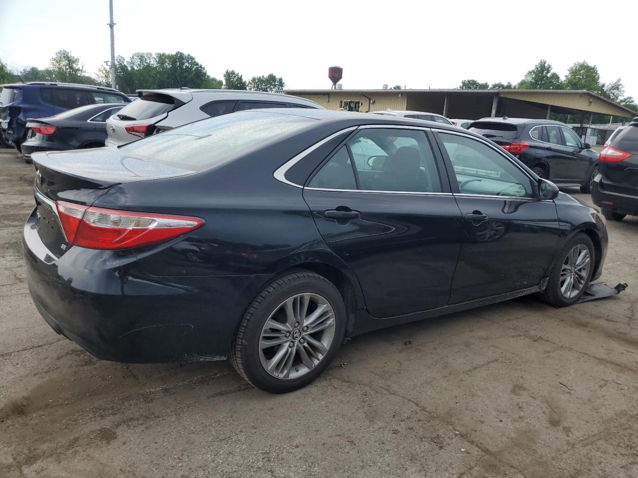 2016 Toyota Camry Le vin: 4T1BF1FK2GU504960