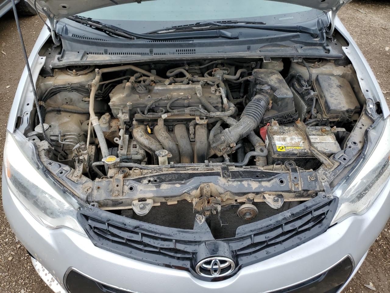 2015 Toyota Corolla L vin: 5YFBURHE6FP333884