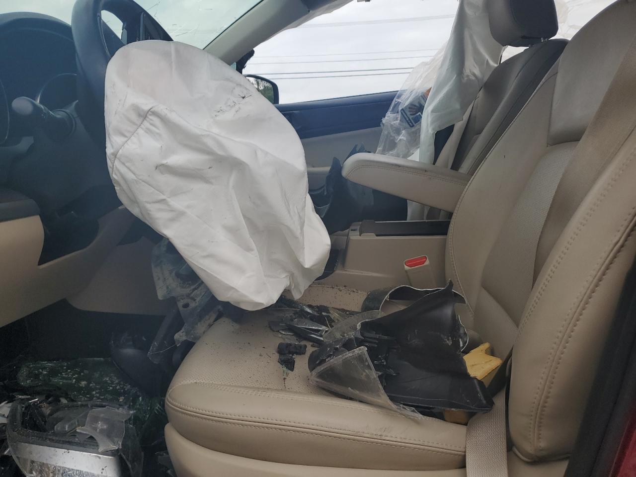 4S4BSANC7J3223949 2018 Subaru Outback 2.5I Limited