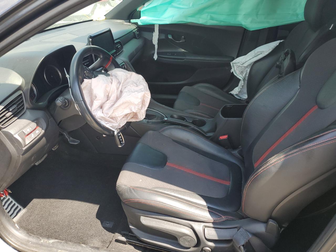 KMHTH6AB9KU020621 2019 Hyundai Veloster Turbo